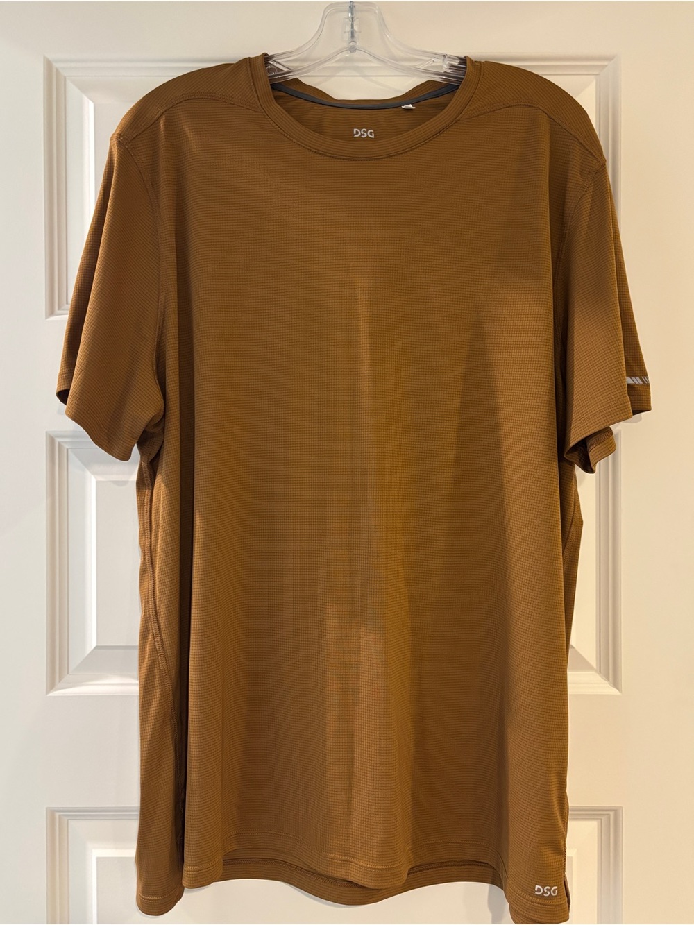 DSG Short Sleeve Athletic Tee in Brown